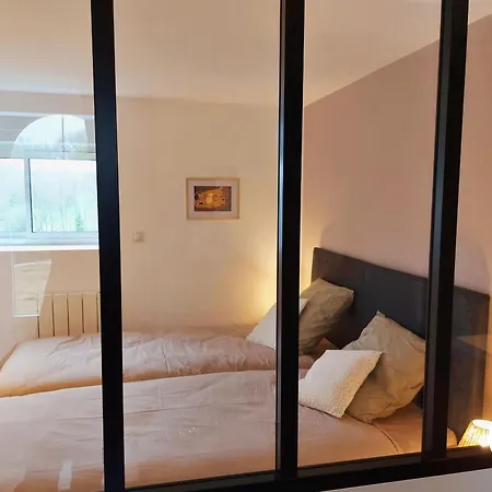 Casa de Férias Nid Douillet Avec Piscine Chauffee, Terrasse Et Sentiers De Randonnee - Fr-1-600-235